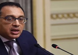 رئيس الوزراء يستعرض مع وزيرى التموين والزراعة خريطة المنتجات والسلع الزراعية
