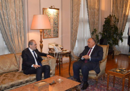 شكري يعقد مُباحثات ثنائية مع نظيره الأردني في شأن مُجمل مسارات التعاون الثنائي