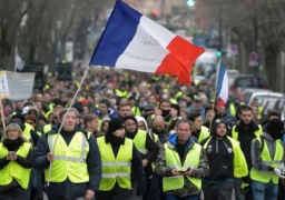 تشديد الإجراءات الأمنية فى باريس وسط مخاوف من افساد متظاهرو “السترات الصفراء” احتفالات الشانزلزيه