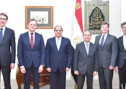 الرئيس عبد الفتاح السيسي يستقبل السيد ماركوس شيفر، عضو مجلس إدارة ورئيس قطاع الإنتاج بشركة “مرسيدس بنز” الألمانية لصناعة السيارات