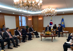 بالصور.. عبدالعال يلتقي رئيس وزراء كوريا الجنوبية