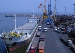 تداول 16 سفينة في موانىء بورسعيد اليوم