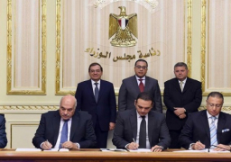 رئيس الوزراء يشهد توقيع بروتوكول تسوية مديونيات شركات وزارة قطاع الأعمال العام لصالح قطاع البترول