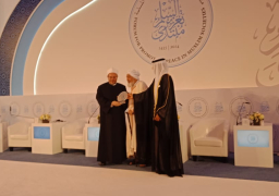 “منتدى تعزيز السلم بالمجتمعات المسلمة” بالإمارات يكرم مفتى الجمهورية
