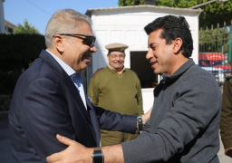 وزير الشباب والرياضة يصل محافظة المنيا لتفقد المنشآت الشبابية والرياضية