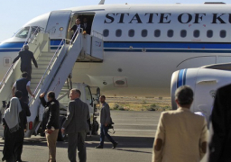 الوفد اليمنى يتوجه إلى ستوكهولم للمشاركة فى مفاوضات السلام التى تنطلق غداً