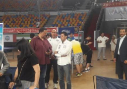 وزير الرياضة في جولة تفقدية بإستاد القاهرة