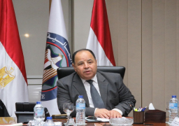 “البرلمان” يبدأ مناقشة تعديل قانون الضريبة على الدخل بحضور وزير المالية