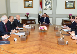الرئيس السيسي يستقبل الرئيس التنفيذي لشركة ايني الإيطالية