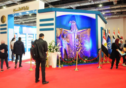 بالصور : القوات المسلحة تشارك بإصدارات متنوعة وموسوعة المعارك التاريخية لمصر بمعرض الكتاب