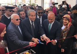 وزير التموين ومحافظ بورسعيد يفتتحان أكبر سوق أسماك بالشرق الأوسط