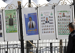 “تعدد الزوجات وصناعة طائرات”.. وعود انتخابية بالجزائر