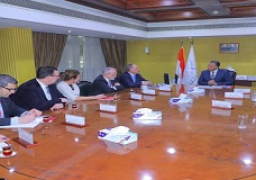 وزير النقل يلتقي وفد شركتي يورو جيت وهاباج لويد لبحث التعاون في النقل البحري