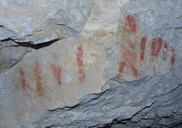 اكتشاف كهفين يعود تاريخهما لأربعة آلاف عام جنوب غربي الصين