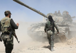 الجيش السوري يقصف مواقع للتنظيمات الإرهابية بريف حماة الشمالي