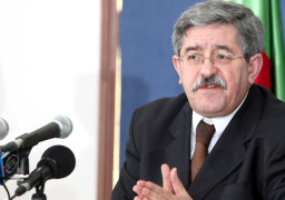 بدء مراجعة القوائم الانتخابية بالجزائر استعدادا للانتخابات الرئاسية