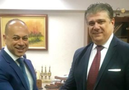 إعلام المصريين توقع بروتوكول تطوير التلفزيون المصرى