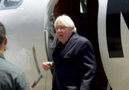 بعد مباحثاته مع الحوثيين .. المبعوث الأممي يغادر صنعاء متوجها إلى الرياض