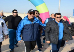 وزيرا الشباب والطيران يقودان فريقي مباراة كرة قدم فى اليوم الرياضي للعاملين بقطاع الطيران المدني