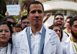 البرلمان الأوروبي يعترف بجوايدو رئيسا “شرعيا” لفنزويلا