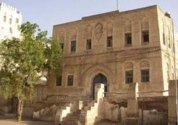 الحوثيون يسرقون تراث عاصمة اليمن القديمة.. والإيسيسكو تدين