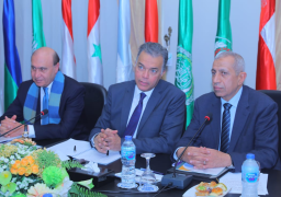 عرفات : تكثيف التعاون مع الدول الإفريقية في مجال النقل البحري