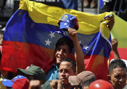 آلاف الفنزويليين يحتشدون فى إسبانيا لإظهار دعمهم لخوان جوايدو