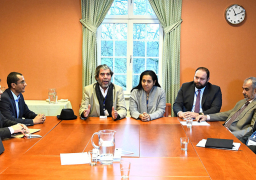 اتفاق بين الحكومة اليمنية والحوثيين على المرحلة الاولى لاعادة الانتشار بالحديدة برعاية أممية