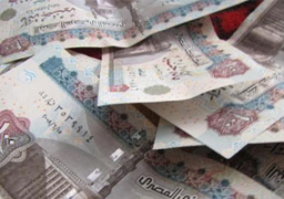 مسئولان بحى الأسمرات يتقاضيان رشوة 12 ألف جنيه لتمكين طالبة من شقة