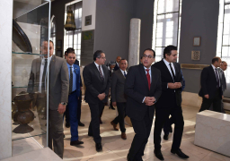 بالصور رئيس الوزراء يتفقد متحف الفن الإسلاميّ .. ويؤكد: نملك ثروة حقيقية