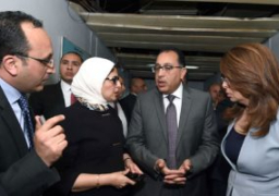 رئيس الوزراء يصل معهد ناصر لزيارة مصابى حريق قطار محطة مصر