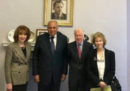 وزير الخارجية يعقد جلسة حوارية مع أعضاء معهد الشئون الدولية والأوروربية