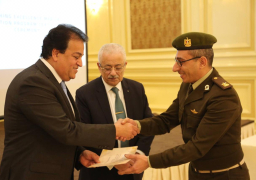 عبد الغفار وشوقى يشهدان إحتفالية إتمام برنامج التعليم الطبى للأطباء