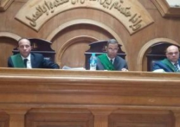 إحالة أوراق أمين الشرطة المتهم بقتل مواطن ووالده أمام كنيسة بالمنيا إلى المفتى