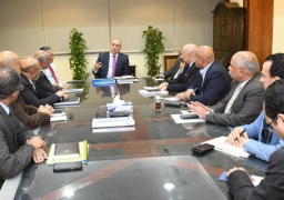 وزير الإسكان يستعرض موقف الخدمات المُقدمة للمواطنين على مستوى الجمهورية