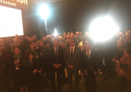 رسمياً .. بالصور .. وزير الآثار يفتتح معرض الملك توت عنخ آمون بباريس