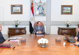الرئيس يوجه بتكثيف التركيز على مشروعات البنية الأساسية للبترول والغاز