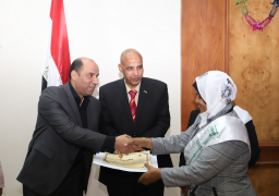 القوي العاملة تكرم 68 أما مثالية بالوزارة ومديرياتها