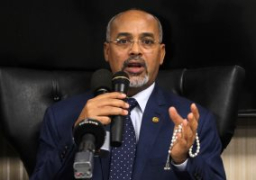 سفير تشاد بالقاهرة يطلب الاستعانة بخبرة مصر في تنظيم أول معرض للكتاب