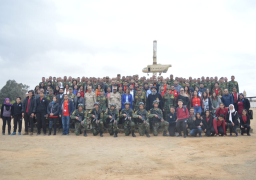 وحدة المظلات تستضيف عددًا من المصريين المقيمين بفرنسا