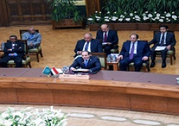 نص كلمة الرئيس في اجتماع القمة التشاوري للشركاء الإقليميين للسودان