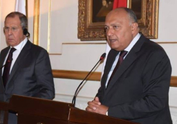 سامح شكرى: ندعم الحلول السياسية في ليبيا وندعو جميع الأطراف لضبط النفس