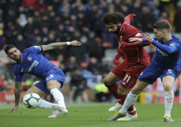 محمد صلاح يقود ليفربول للفوز على تشيلسى وتصدر الدورى الإنجليزى| صور وفيديو