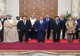 الرئيس عبد الفتاح السيسي يستقبل وزراء الشباب والرياضة العرب، وذلك بحضور الدكتور أشرف صبحي وزير الشباب والرياضة.
