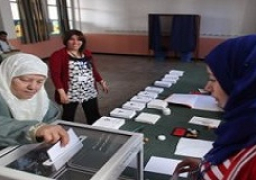 الداخلية الجزائرية: 54 مرشحا محتملا للانتخابات الرئاسية