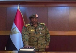 الفريق عبد الفتاح البرهان يؤدي القسم رئيساً للمجلس العسكري الانتقالي في السودان