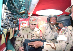 الفريق محمد فريد رئيس أركان حرب القوات المسلحة يشهد إحدى مراحل المناورة ” بدر 2019 “