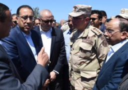 رئيس الوزراء يتفقد التجمع الحرفى السكنى التعاونى بمنطقة فرهاش بالبحيرة