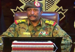 رئيس مجلس السيادة الإنتقالي يتعهد بإيجاد حلول لكافة قضايا ومشكلات شرق السودان