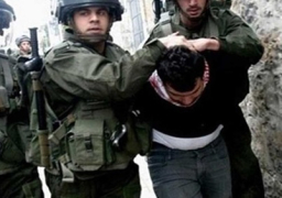 قوات الاحتلال تعتقل 10 فلسطينيين.. ووزير إسرائيلي يقتحم الأقصى